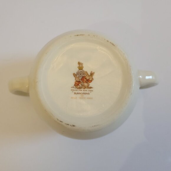 Royal Doulton Bunnykins Two-Handled Childs Bone China Cup - Picture 5 of 6